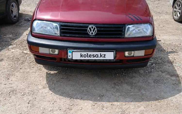 Volkswagen Vento 1992 года за 1 000 000 тг. в Астана