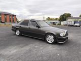 Mercedes-Benz E 200 1986 года за 2 700 000 тг. в Павлодар – фото 4
