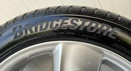 На лексус диски с шинами (комплект) Bridgestone made in Italy за 300 000 тг. в Алматы – фото 2