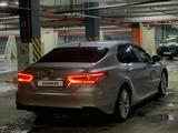 Toyota Camry 2019 годаүшін12 500 000 тг. в Астана – фото 3