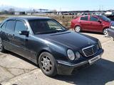 Mercedes-Benz E 240 2000 года за 3 500 000 тг. в Алматы