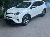 Toyota RAV4 2016 года за 12 500 000 тг. в Алматы