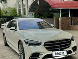 Mercedes-Benz S 63 AMG 2023 годаfor55 000 000 тг. в Алматы – фото 2