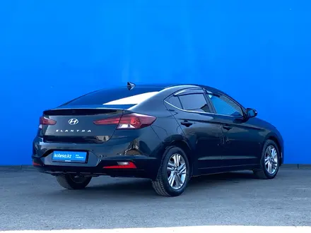 Hyundai Elantra 2019 года за 8 590 000 тг. в Алматы – фото 3