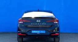 Hyundai Elantra 2019 года за 8 590 000 тг. в Алматы – фото 4