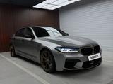 BMW M5 2018 года за 44 800 000 тг. в Алматы
