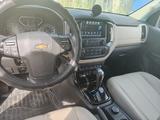 Chevrolet TrailBlazer 2022 года за 12 500 000 тг. в Атырау – фото 3