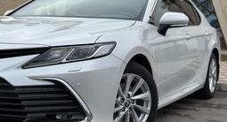 Toyota Camry 2023 года за 18 500 000 тг. в Тараз – фото 3
