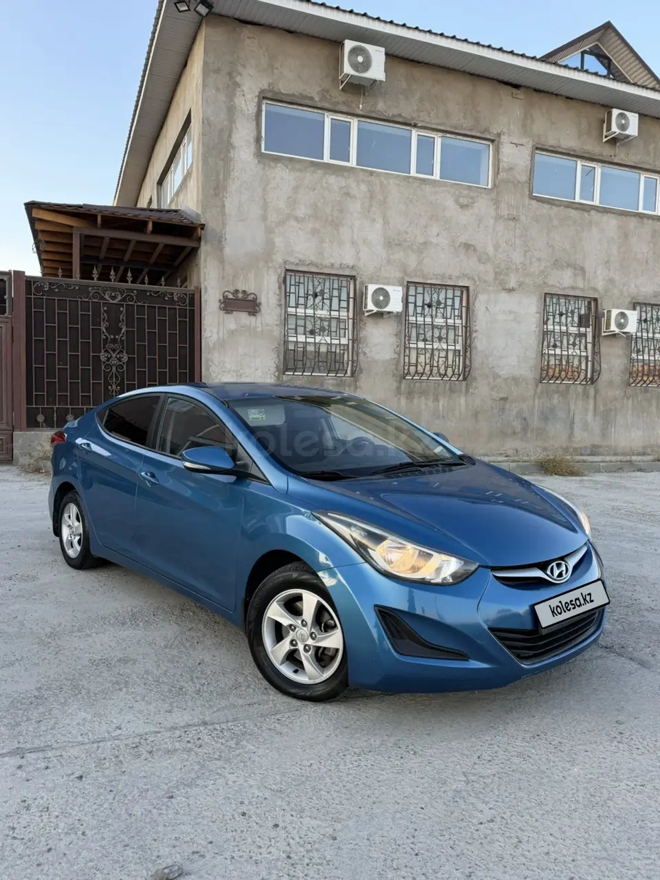 Hyundai Elantra, 2013