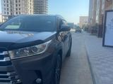 Toyota Highlander 2019 года за 14 300 000 тг. в Актау – фото 3