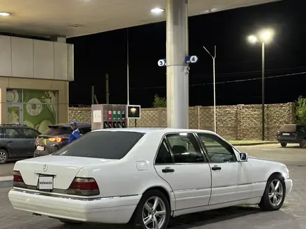 Mercedes-Benz S 320 1996 года за 2 500 000 тг. в Алматы – фото 3