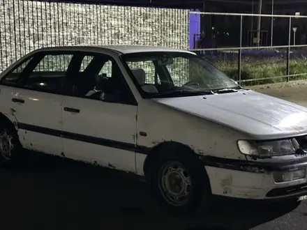 Volkswagen Passat 1994 года за 600 000 тг. в Шымкент – фото 2