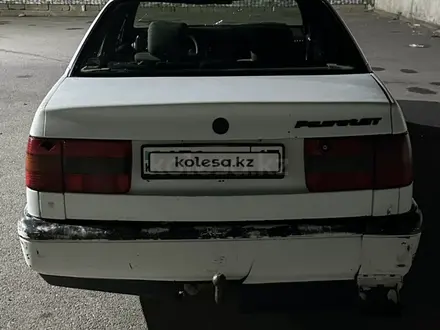 Volkswagen Passat 1994 года за 600 000 тг. в Шымкент – фото 3