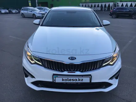 Kia K5 2018 года за 10 490 000 тг. в Алматы – фото 49