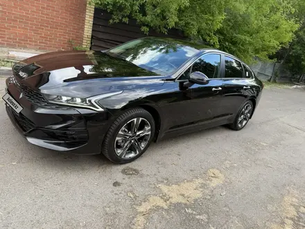 Kia K5 2021 года за 10 500 000 тг. в Астана