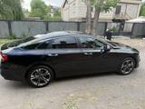 Kia K5 2021 года за 10 500 000 тг. в Астана – фото 2