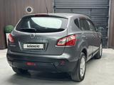 Nissan Qashqai 2013 года за 5 990 000 тг. в Актобе – фото 4