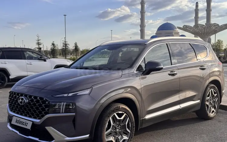 Hyundai Santa Fe 2023 года за 18 000 000 тг. в Астана