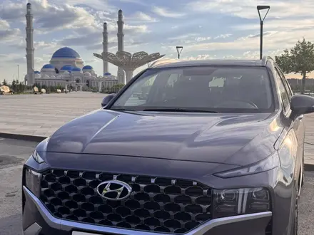 Hyundai Santa Fe 2023 года за 18 000 000 тг. в Астана – фото 6