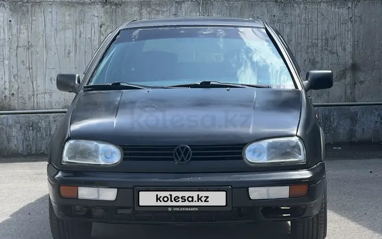 Volkswagen Golf 1996 годаүшін1 890 000 тг. в Алматы
