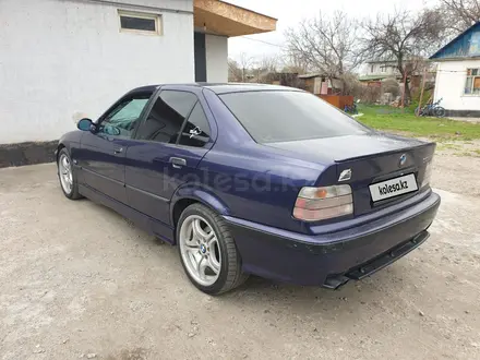 BMW 328 1995 года за 2 300 000 тг. в Алматы – фото 8