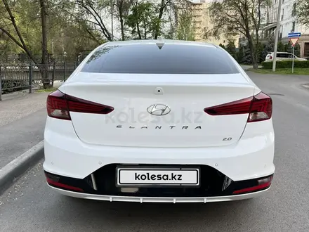 Hyundai Elantra 2020 года за 10 200 000 тг. в Алматы – фото 24