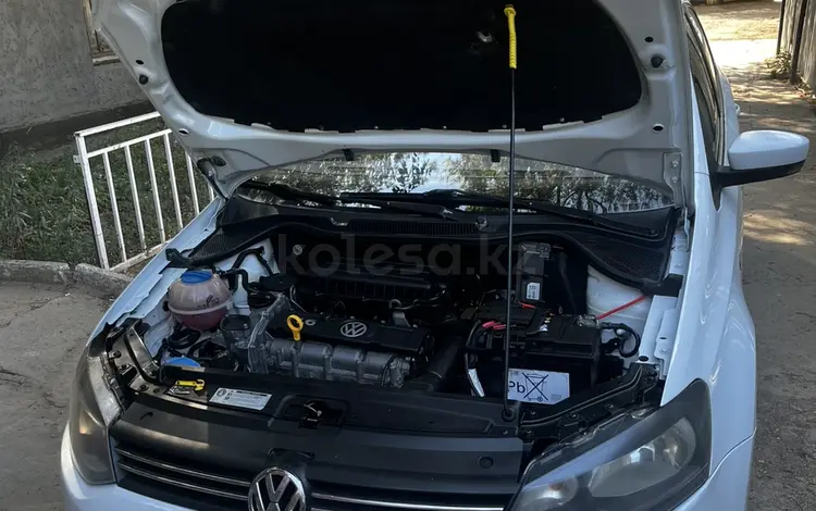 Volkswagen Polo 2015 года за 3 600 000 тг. в Актобе