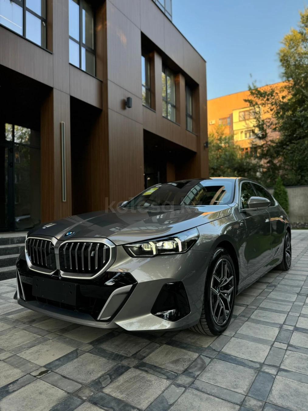 BMW i5 2024 г.