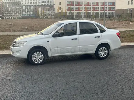 ВАЗ (Lada) Granta 2190 2013 года за 2 000 000 тг. в Астана