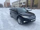 Toyota Highlander 2012 года за 14 000 000 тг. в Караганда