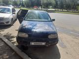 Volkswagen Golf 1996 годаfor1 500 000 тг. в Актобе