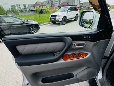 Toyota Land Cruiser 2006 года за 15 500 000 тг. в Алматы – фото 20