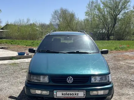 Volkswagen Passat 1994 года за 2 100 000 тг. в Талдыкорган