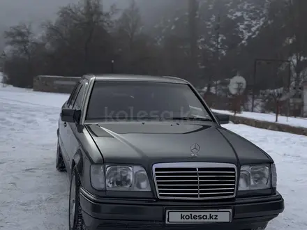 Mercedes-Benz E 220 1993 года за 2 500 000 тг. в Мерке – фото 7