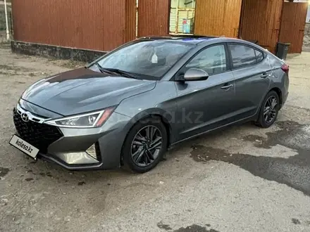 Hyundai Elantra 2019 года за 7 500 000 тг. в Кызылорда – фото 2