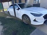 Hyundai Sonata 2022 года за 12 900 000 тг. в Талдыкорган – фото 2