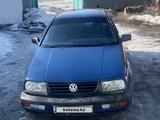 Volkswagen Vento 1992 года за 1 000 000 тг. в Алматы – фото 3