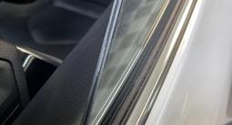 Toyota Camry 2022 года за 15 400 000 тг. в Атырау – фото 5