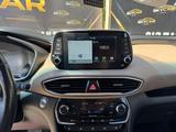 Hyundai Santa Fe 2020 годаүшін10 600 000 тг. в Актау – фото 3