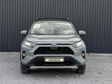 Toyota RAV4 2019 года за 16 000 000 тг. в Актобе – фото 2