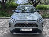Toyota RAV4 2019 года за 13 000 000 тг. в Алматы