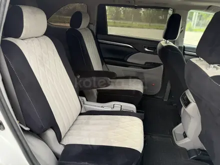 Toyota Highlander 2015 года за 14 300 000 тг. в Алматы – фото 11