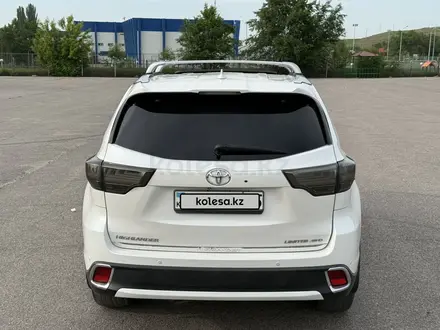Toyota Highlander 2015 года за 14 300 000 тг. в Алматы – фото 7
