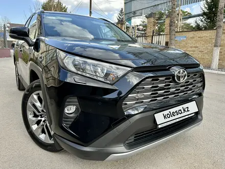 Toyota RAV4 2020 года за 15 500 000 тг. в Караганда – фото 7