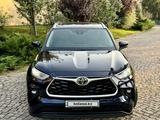 Toyota Highlander 2020 годаүшін21 500 000 тг. в Алматы – фото 2