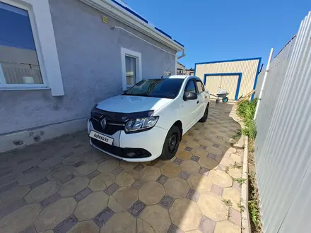 Renault Logan 2015 года за 3 650 000 тг. в Уральск