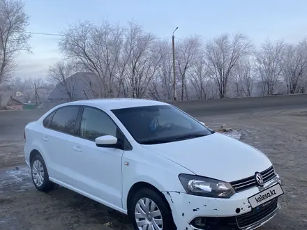 Volkswagen Polo 2014 года за 4 300 000 тг. в Уральск – фото 2