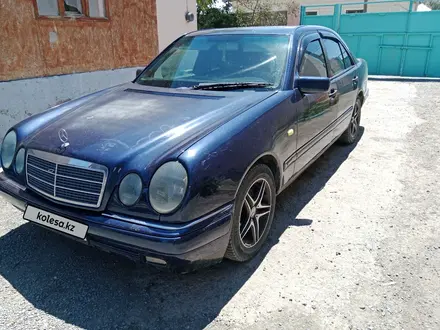 Mercedes-Benz E 230 1996 года за 2 300 000 тг. в Шиели