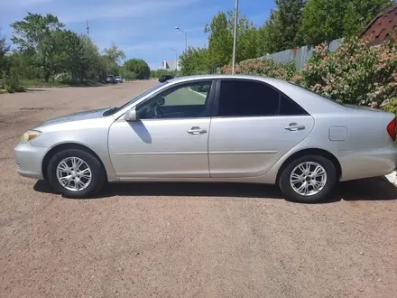 Toyota Camry 2003 года за 4 500 000 тг. в Караганда – фото 2