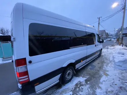 Mercedes-Benz Sprinter 2010 года за 11 500 000 тг. в Алматы – фото 2